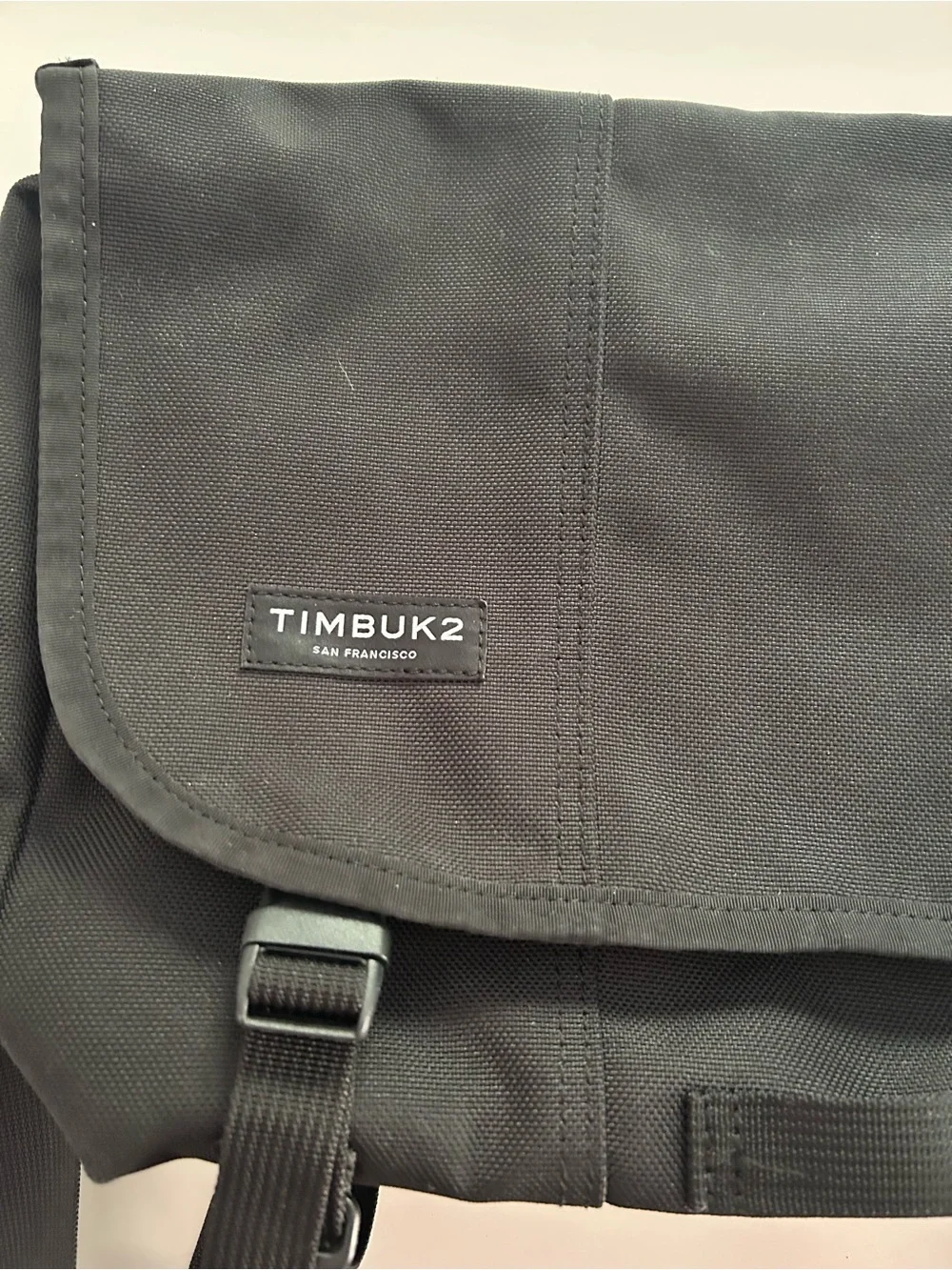 Timbuk2 Black Classic Messenger Bag with Adjustable Strap